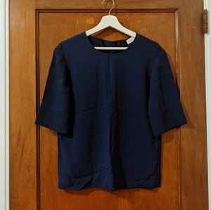 T-shirt with Zip on Back